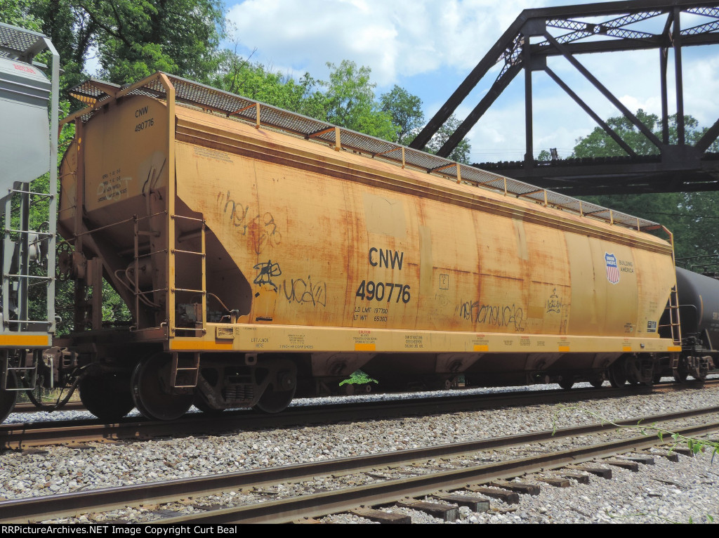 CNW 490776 (1)